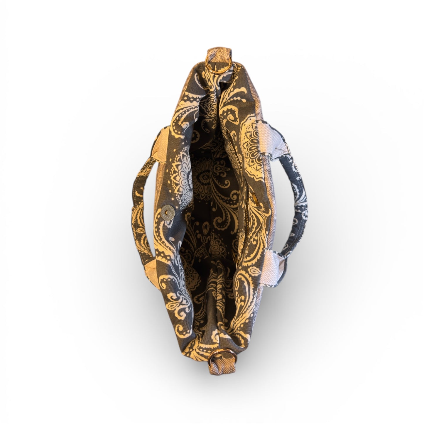 Evelyn- one-of-a-kind winter handbag