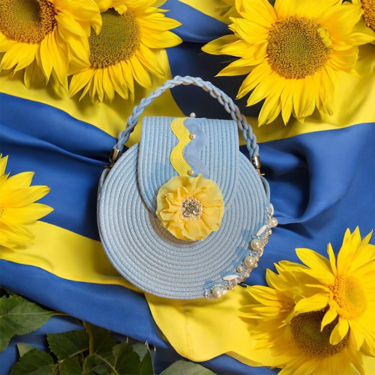 Ukraine - Unbreakable. Undivided. Free.