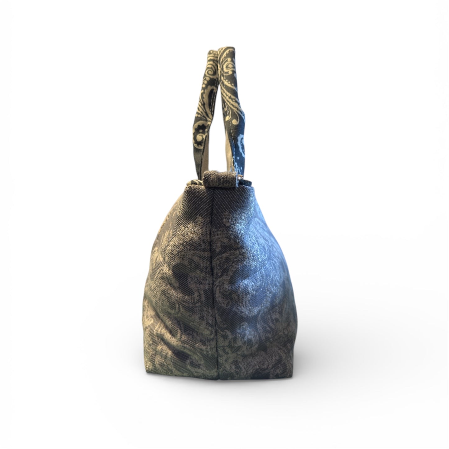 Evelyn- one-of-a-kind winter handbag