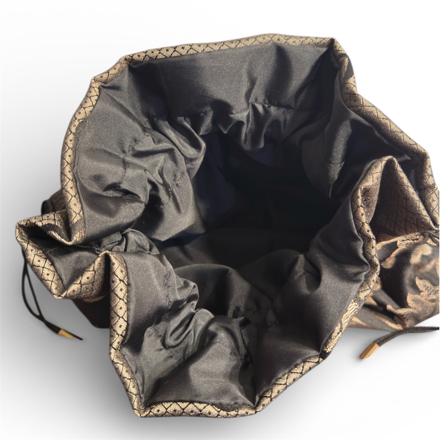 Velora — One of One Sculptural Cotton Cord Handbag